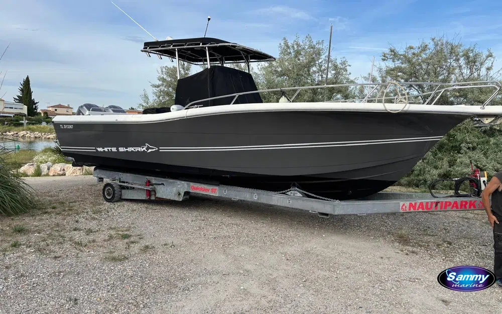 slider 21 Kelt White Shark 285