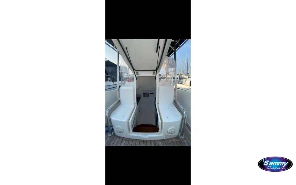 slider 5 Kelt White Shark 285