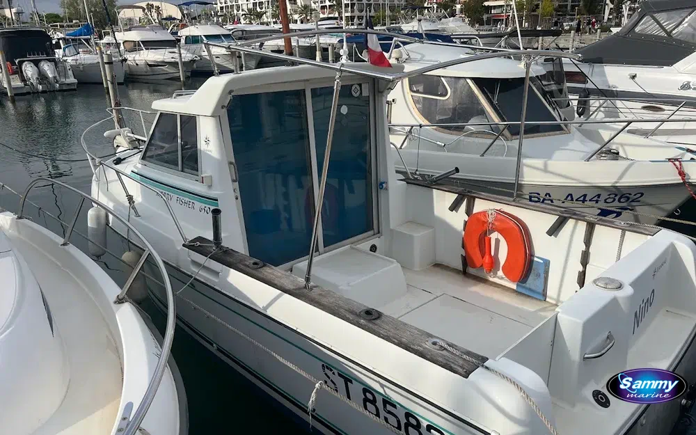 slider 1 Jeanneau Merry Fisher 650