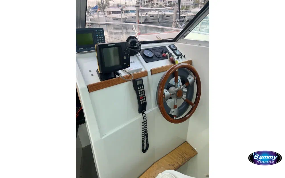 slider 4 Jeanneau Merry Fisher 650