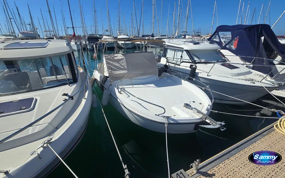 slider 0 Beneteau Flyer 6 SunDeck