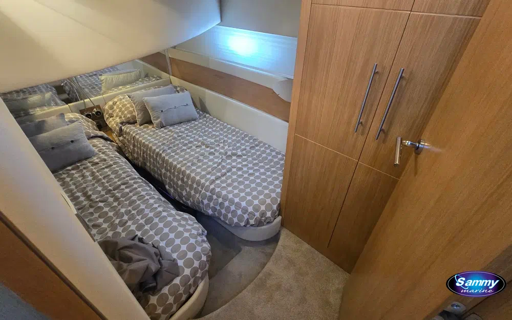 slider 36 Rodman Muse 44