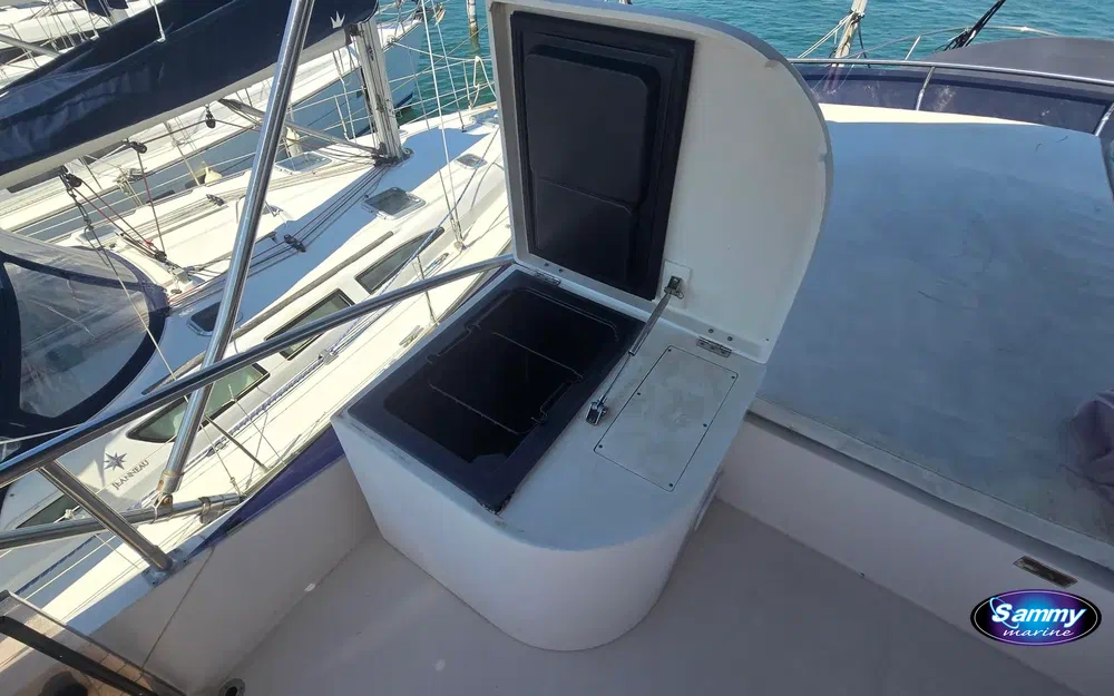 slider 12 Rodman Muse 44