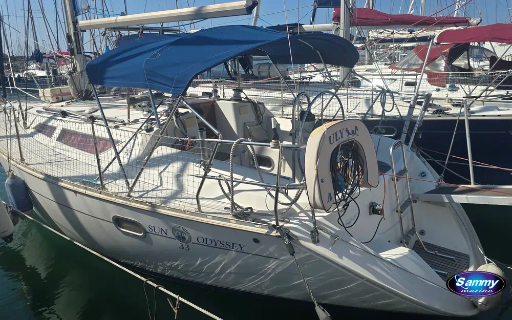 slider 1 Jeanneau Sun Odyssey 33