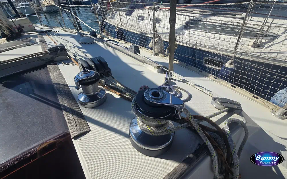 slider 8 Jeanneau Sun Odyssey 33