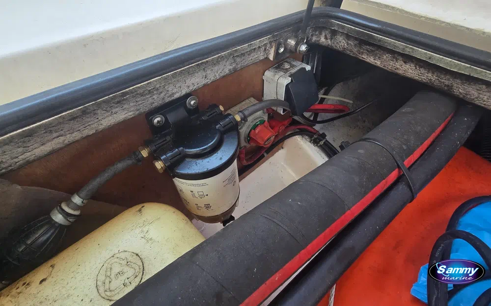 slider 13 Jeanneau Merry Fisher 725