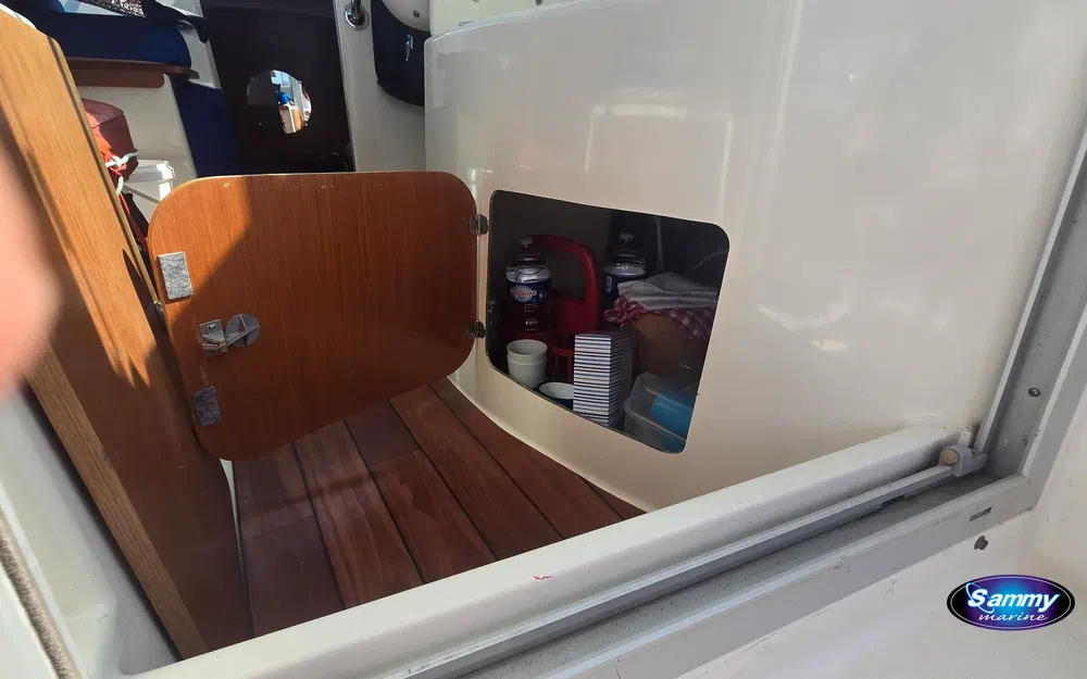slider 28 Jeanneau Merry Fisher 725