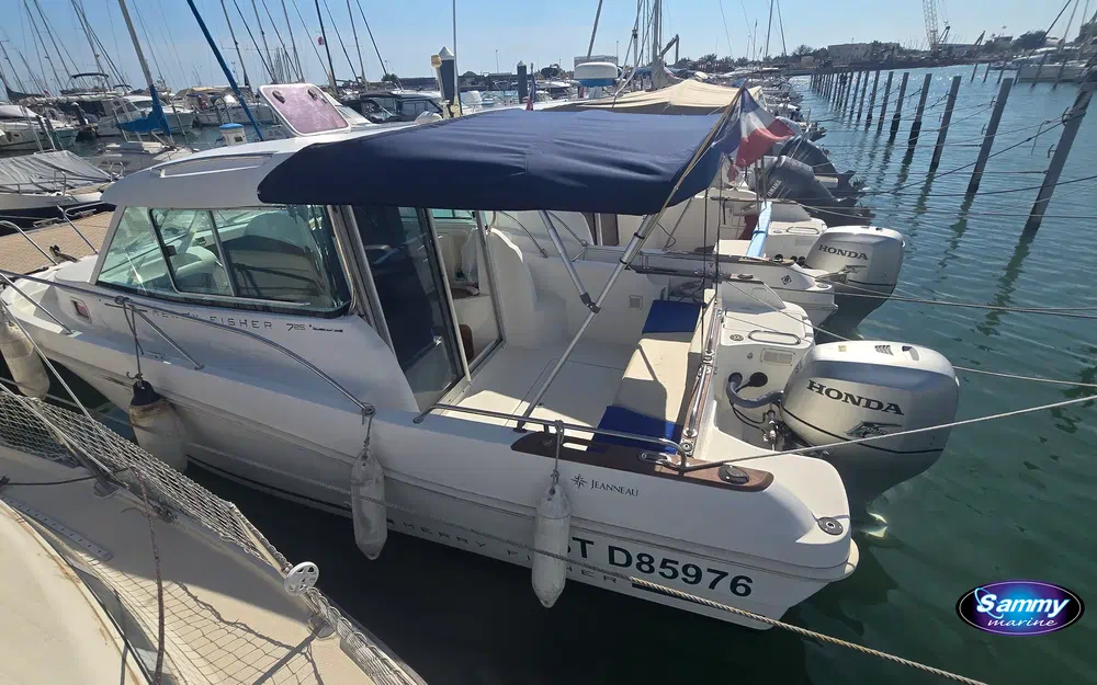 slider 2 Jeanneau Merry Fisher 725