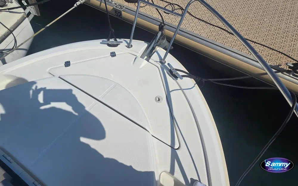 slider 4 Jeanneau Merry Fisher 725