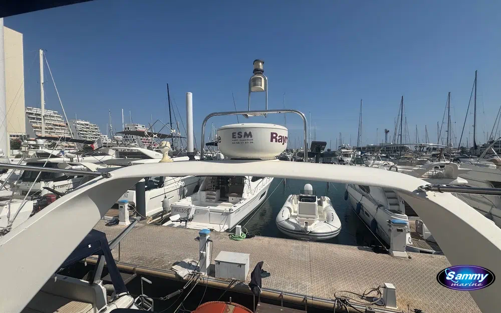 slider 3 Fairline Phantom 41
