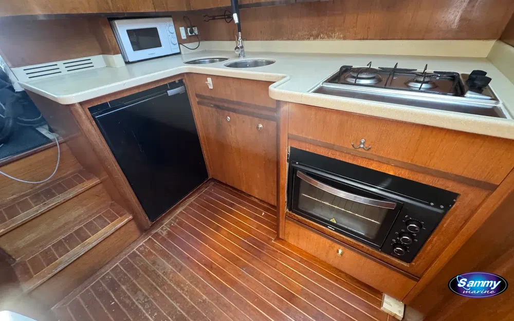 slider 8 Fairline Phantom 41