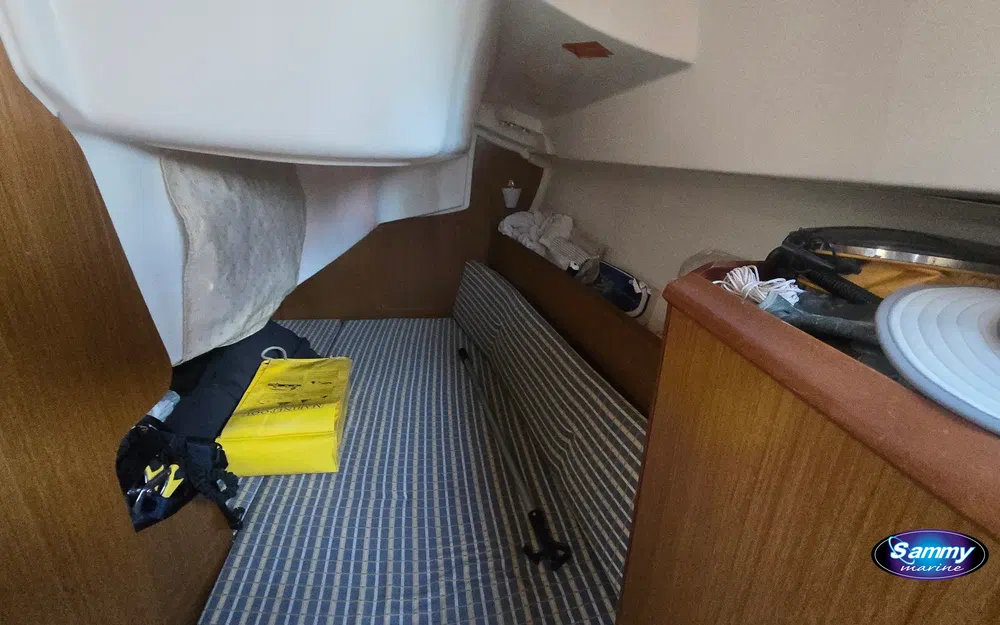 slider 16 Jeanneau Sun Odyssey 32.1
