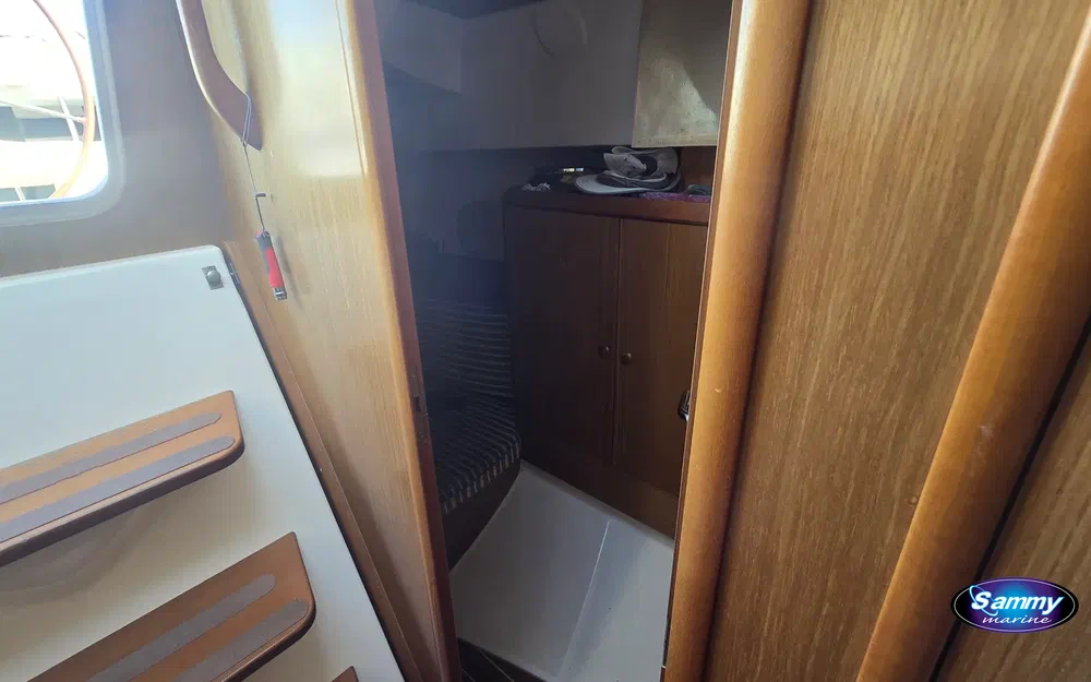 slider 18 Jeanneau Sun Odyssey 32.1