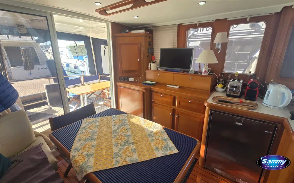 slider 11 Beneteau Swift Trawler 42
