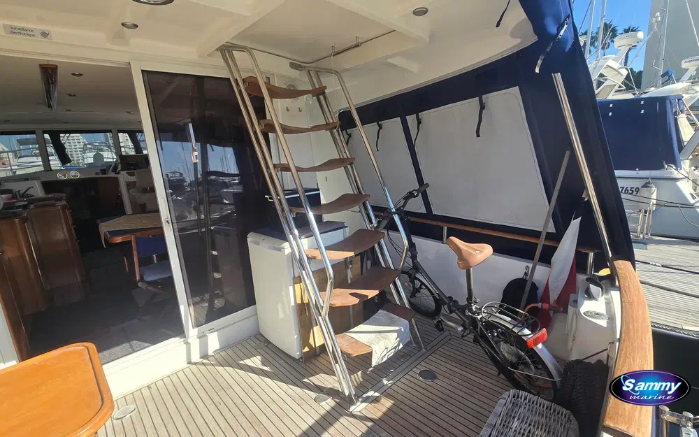 slider 5 Beneteau Swift Trawler 42