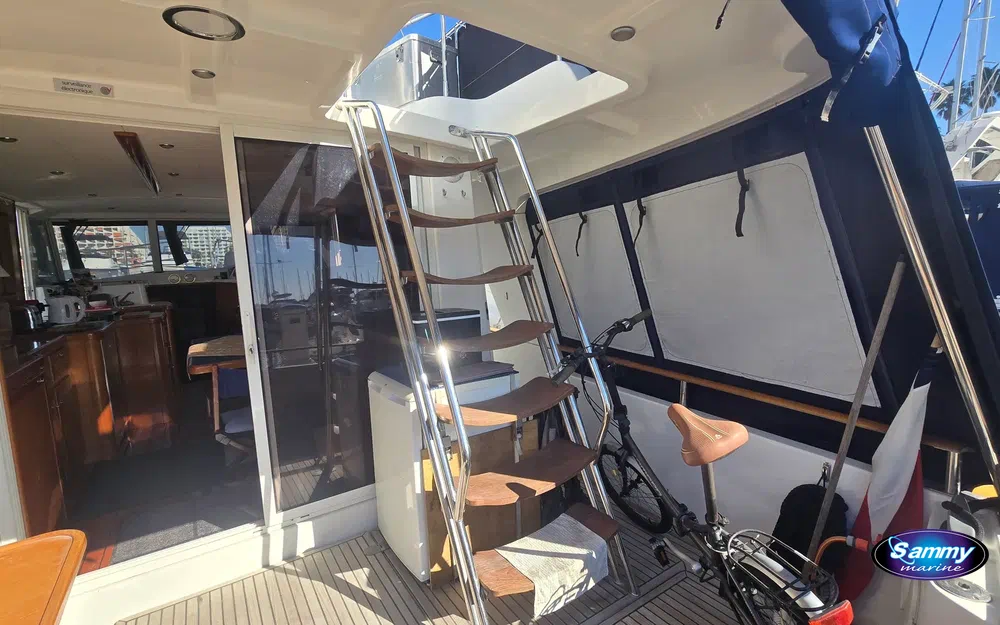 slider 6 Beneteau Swift Trawler 42
