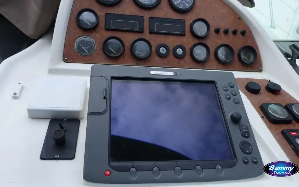 slider 8 Beneteau Flyer 11 GP