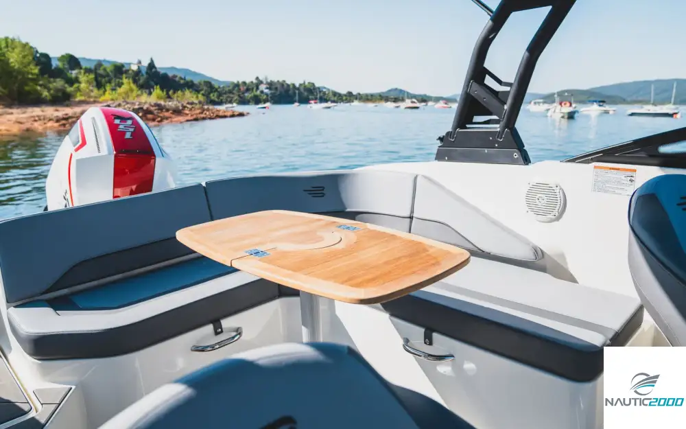 slider 4 Bayliner V20