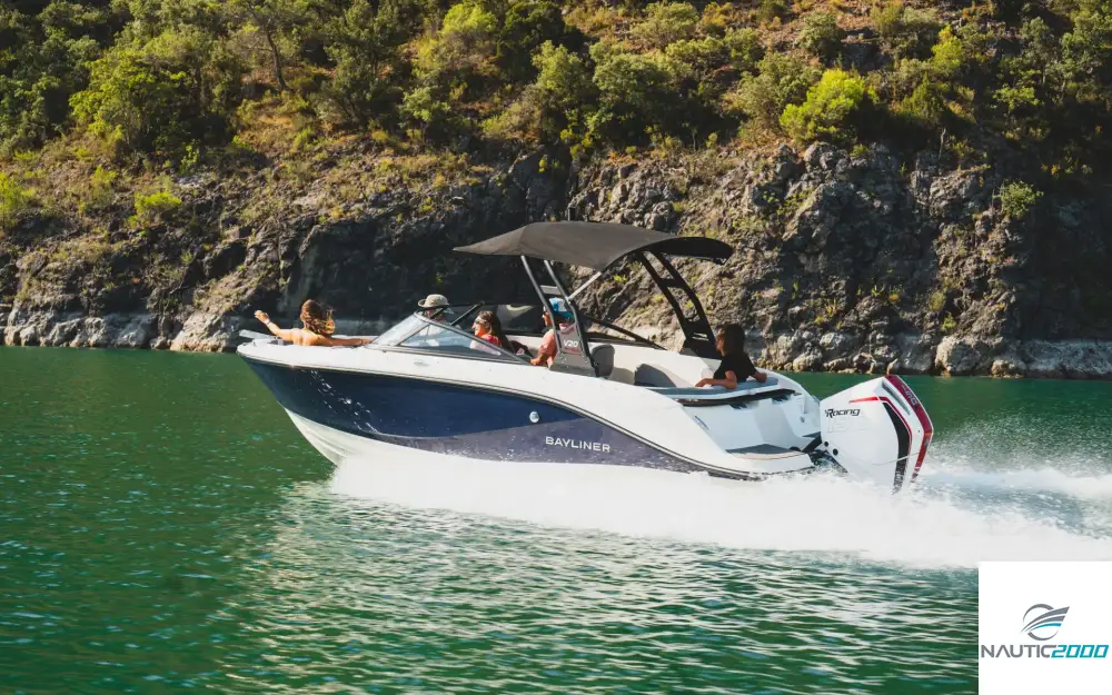 slider 1 Bayliner V20