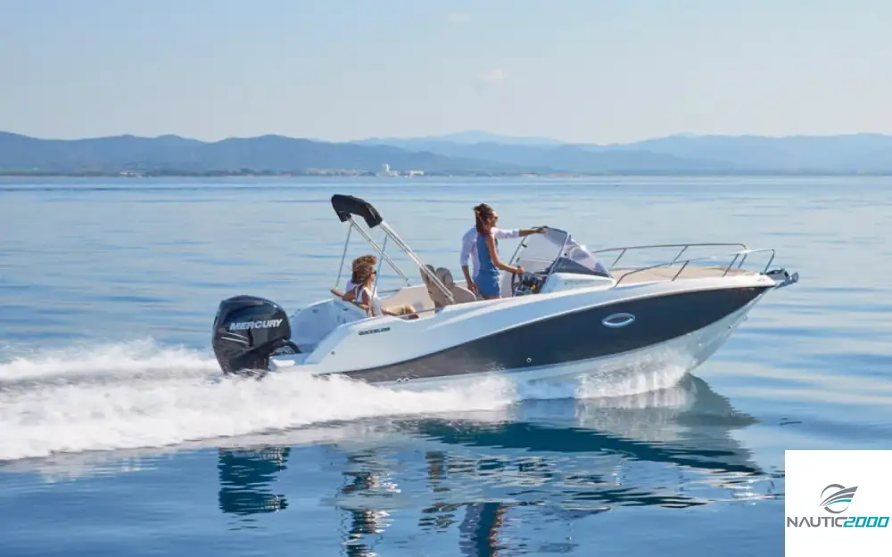 slider 2 Quicksilver Activ 675 Sundeck