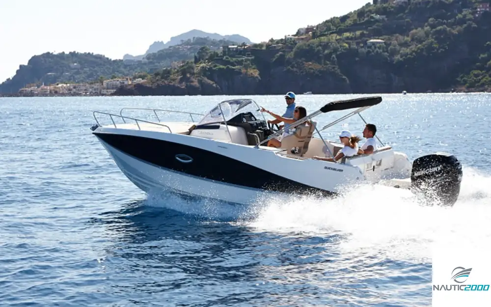 slider 1 Quicksilver Activ 755 Sundeck