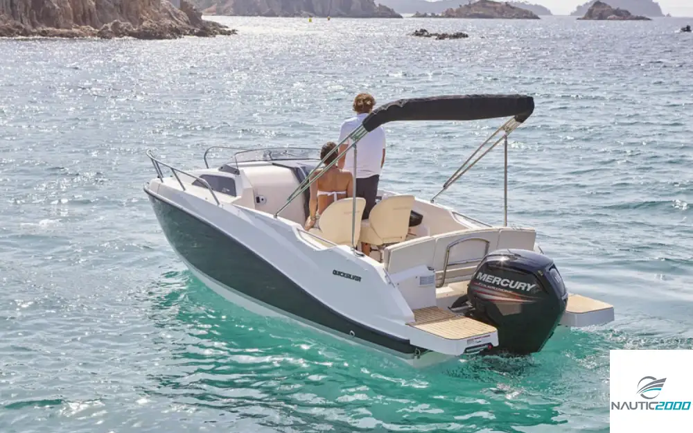 slider 2 Quicksilver Activ 555 Cabin