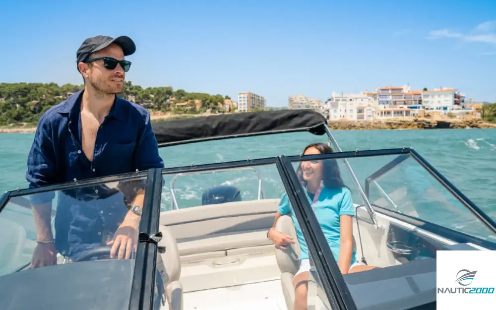 slider 8 Quicksilver Activ 555 Bowrider