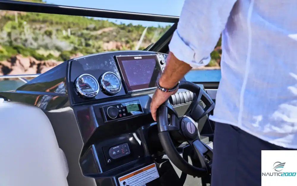 slider 6 Quicksilver Activ 675 Bowrider