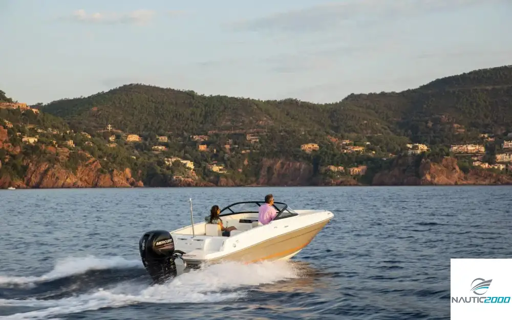 slider 2 Bayliner VR4 OB