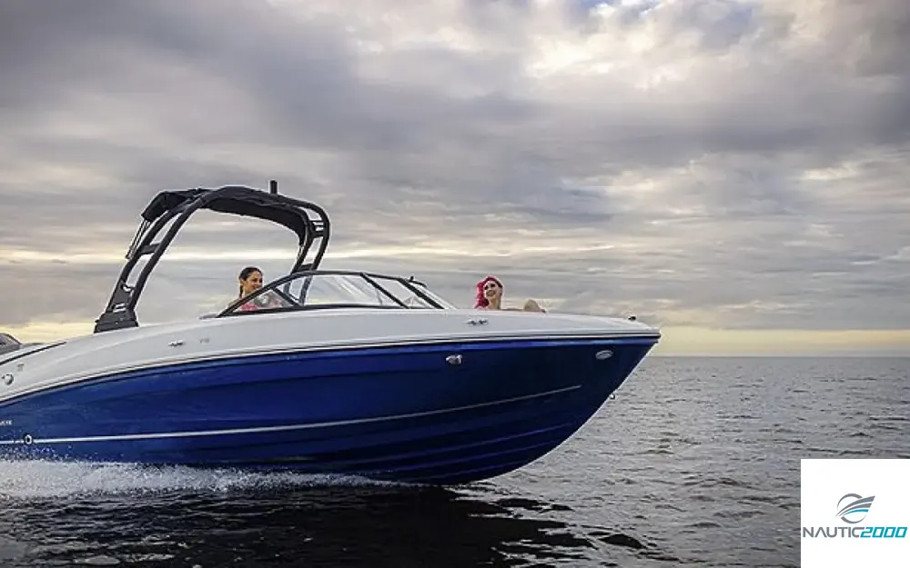 slider 1 Bayliner VR6 OB