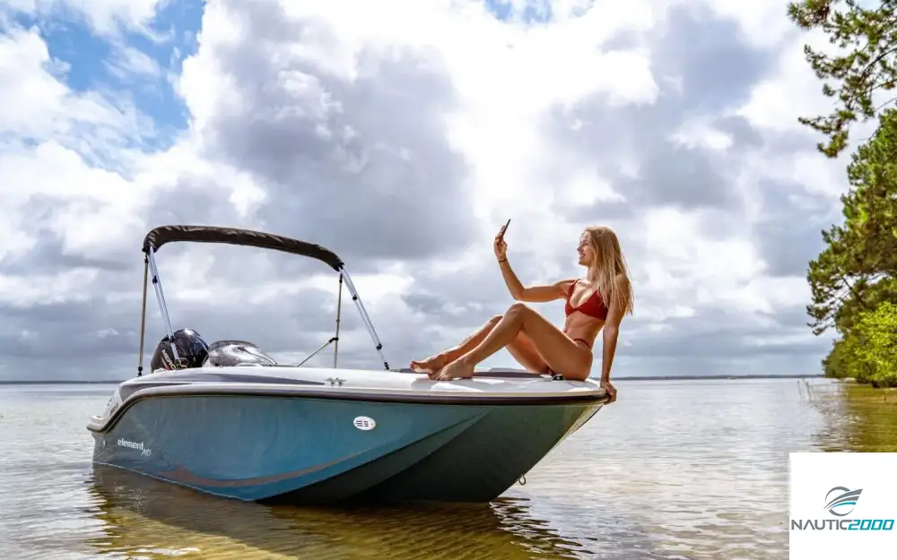 slider 5 Bayliner Element M15