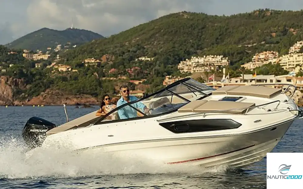 slider 1 Bayliner VR6 Cuddy