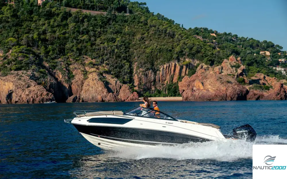 slider 0 Bayliner VR6 Cuddy