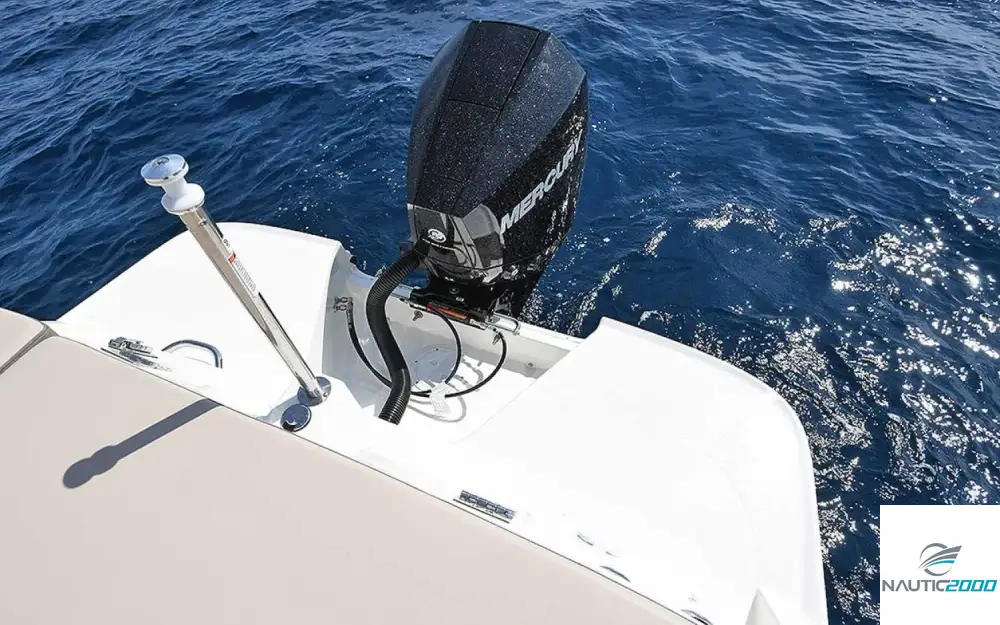 slider 3 Bayliner VR6 Cuddy