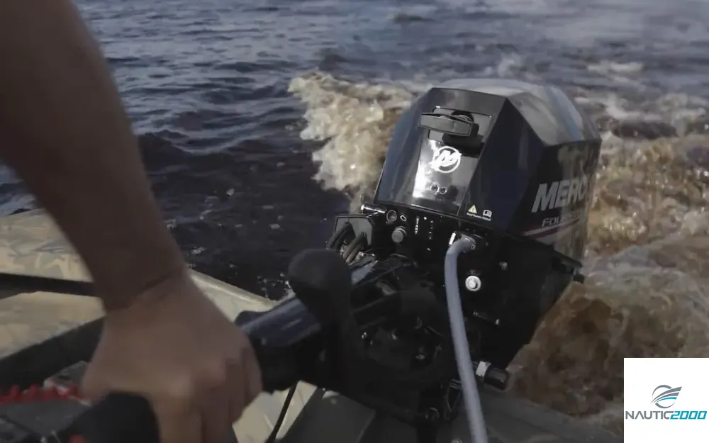 slider 3 Fourstroke 20 CV EFI