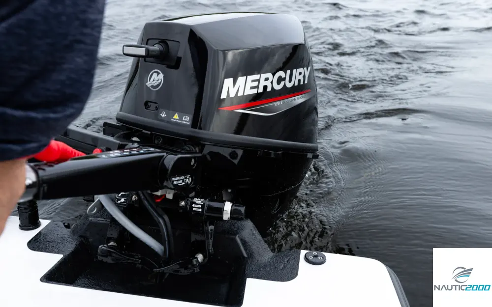 slider 1 Fourstroke 8 CV EFI