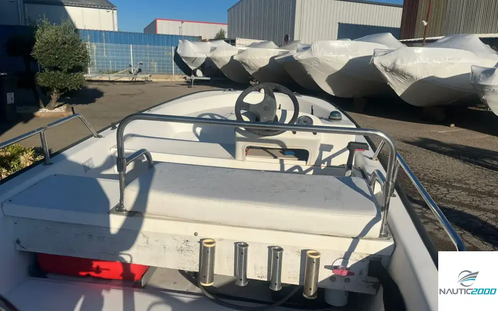 slider 7 Boston Whaler  13 Sport