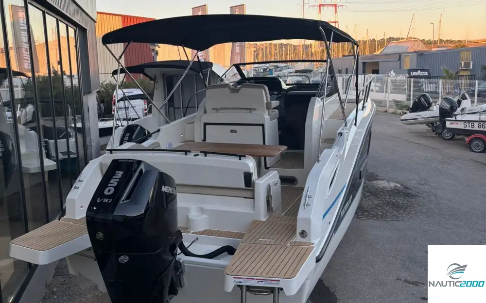 slider 5 Quicksilver Activ 875 Sundeck