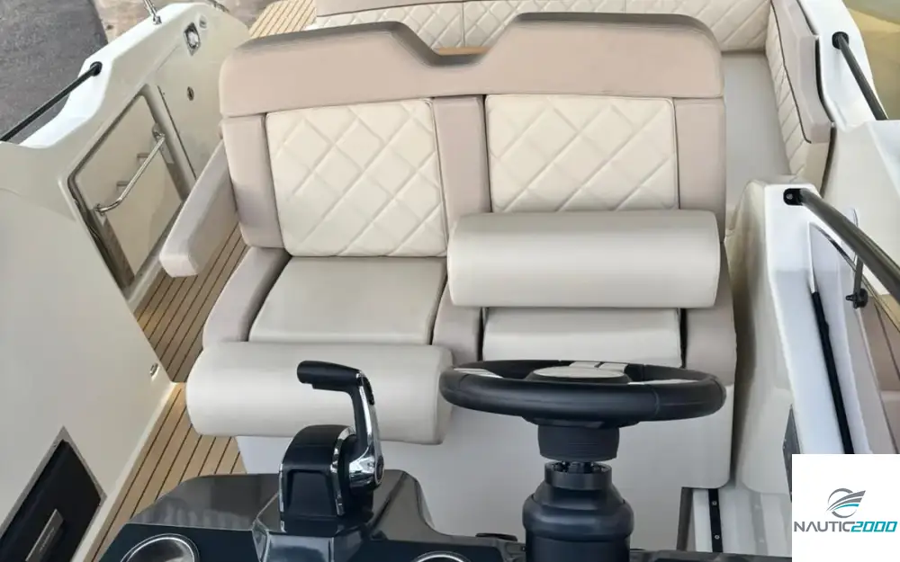 slider 10 Quicksilver Activ 875 Sundeck