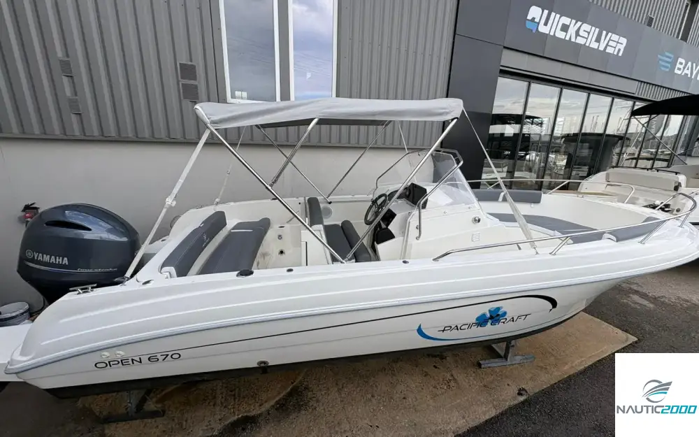 slider 2 Pacific Craft  670 Open Trendy