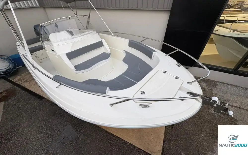 slider 3 Pacific Craft  670 Open Trendy