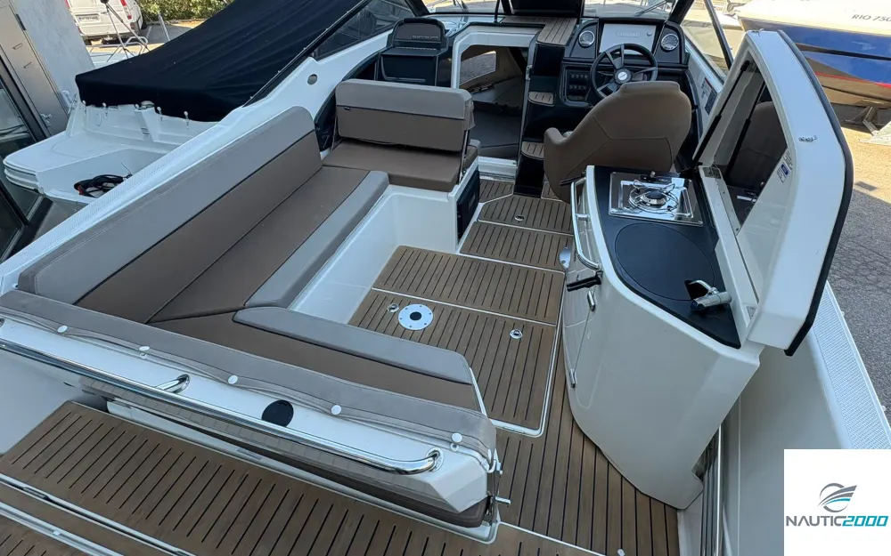 slider 4 Quicksilver Activ 755 Cruiser