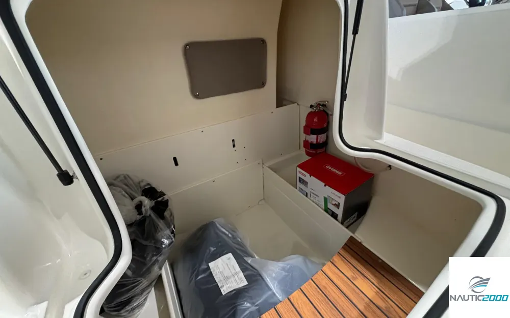 slider 20 Quicksilver Activ 605 Open