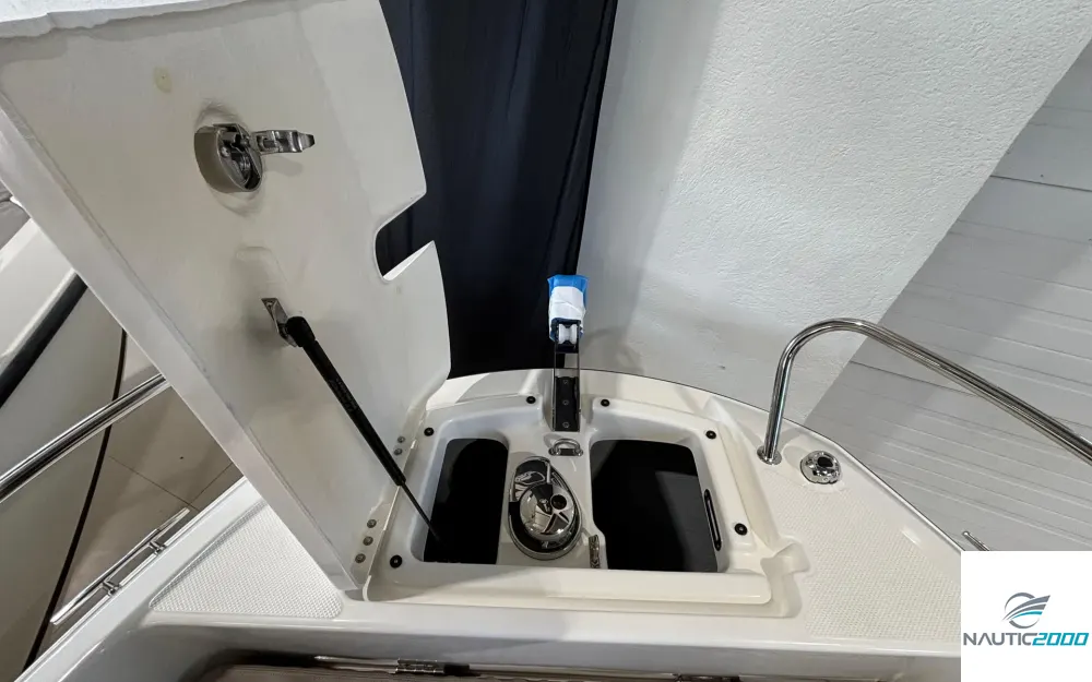 slider 22 Quicksilver Activ 605 Open