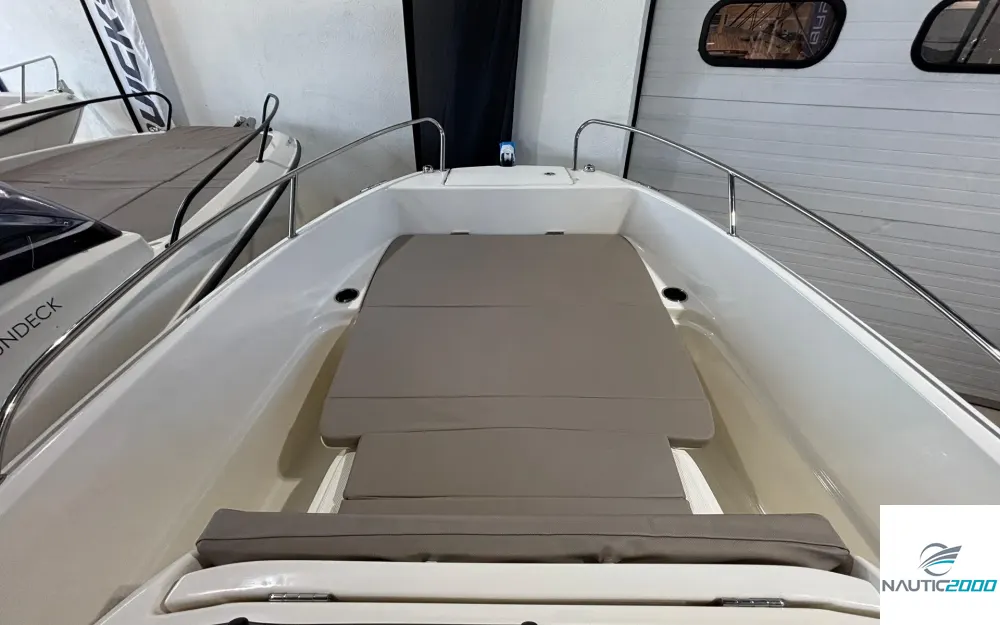 slider 15 Quicksilver Activ 605 Open