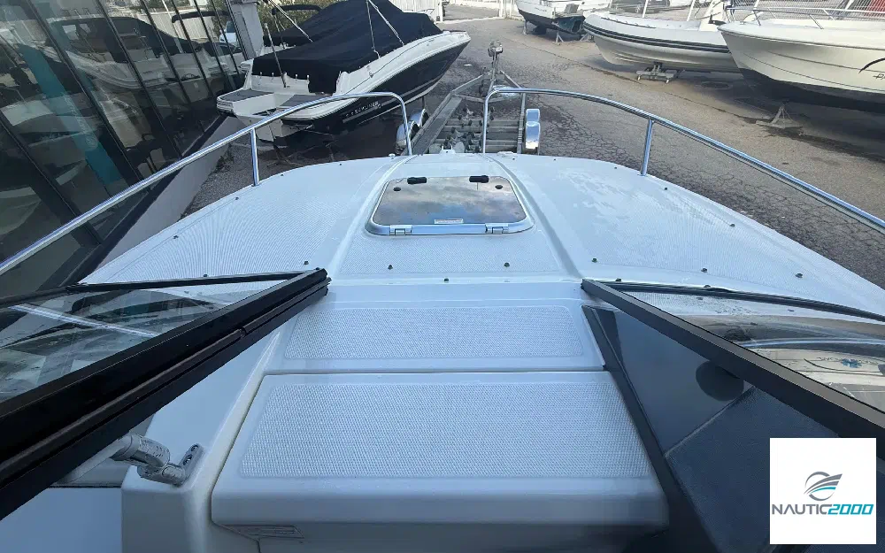 slider 8 Bayliner VR5 Cuddy OB