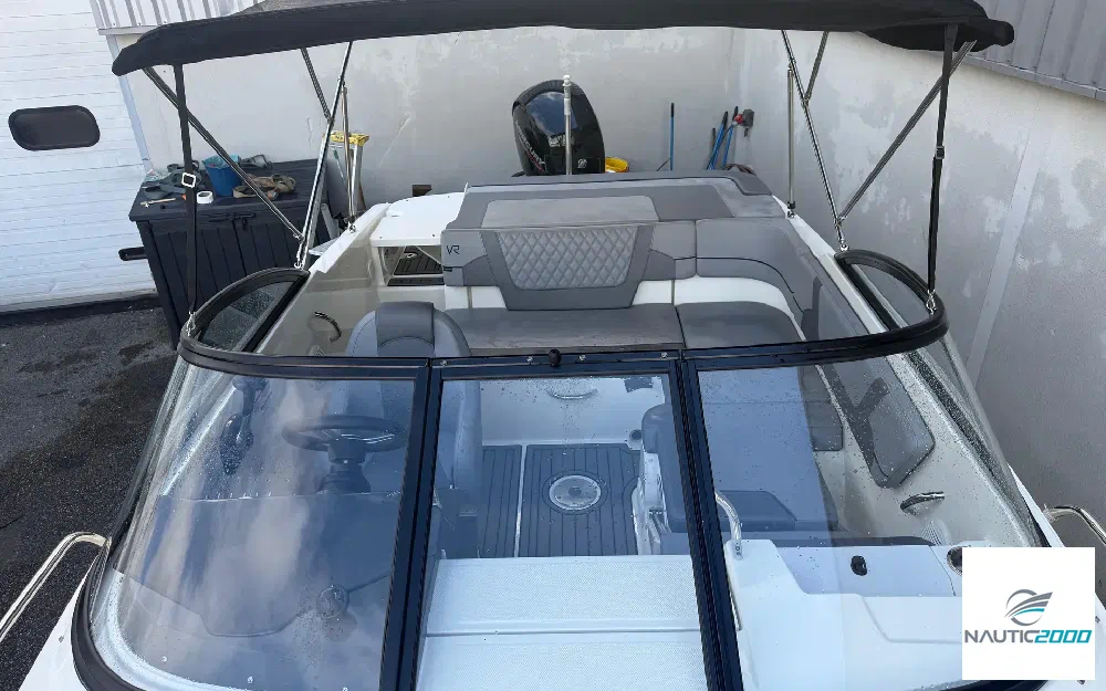 slider 11 Bayliner VR5 Cuddy OB