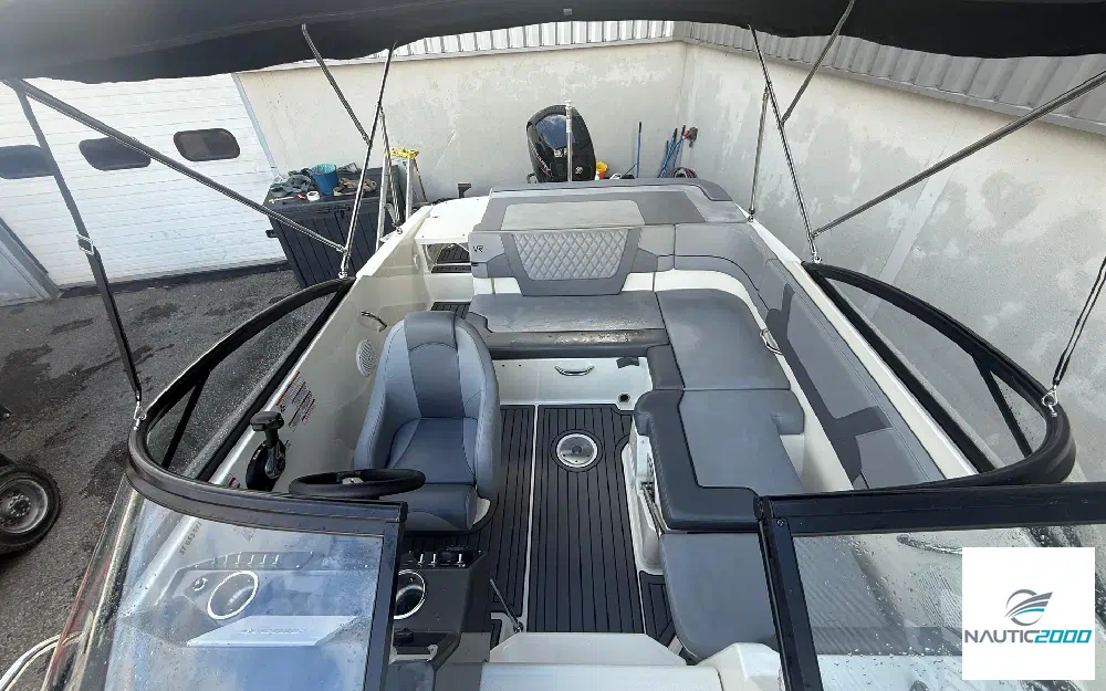 slider 12 Bayliner VR5 Cuddy OB