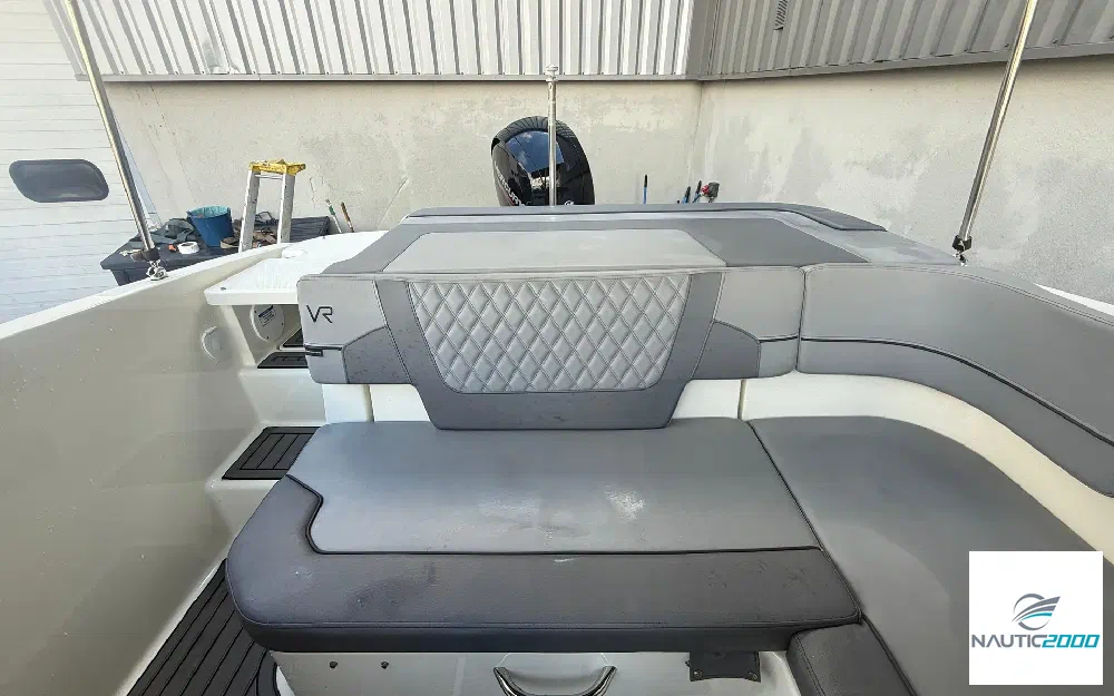 slider 5 Bayliner VR5 Cuddy OB