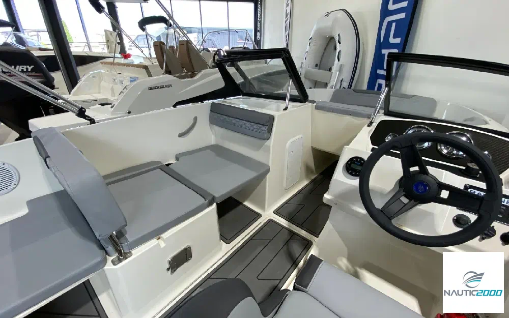 slider 5 Bayliner Element M19